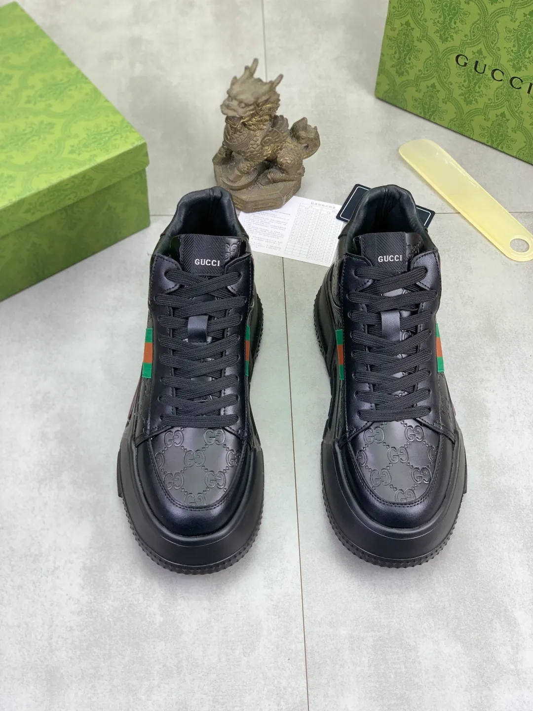 Men's shoes P440 💰[New style]🆘 The latest model from Gucci GUCCI official website🎁Classic casual fashion high-top men's shoes👟Best model💥The version is simple and elegant, exclusive for trendy men. Unique official website latest brand elements👑Gucci original decoration, fashionable and generous, the fabric is original soft calfskin➕Comfortable soft first-layer pigskin lining ✅The official website specifies the wear-resistant casual outsole, the classic model is taken in kind🎬Color: 4️⃣colors available😍Number: 38-44